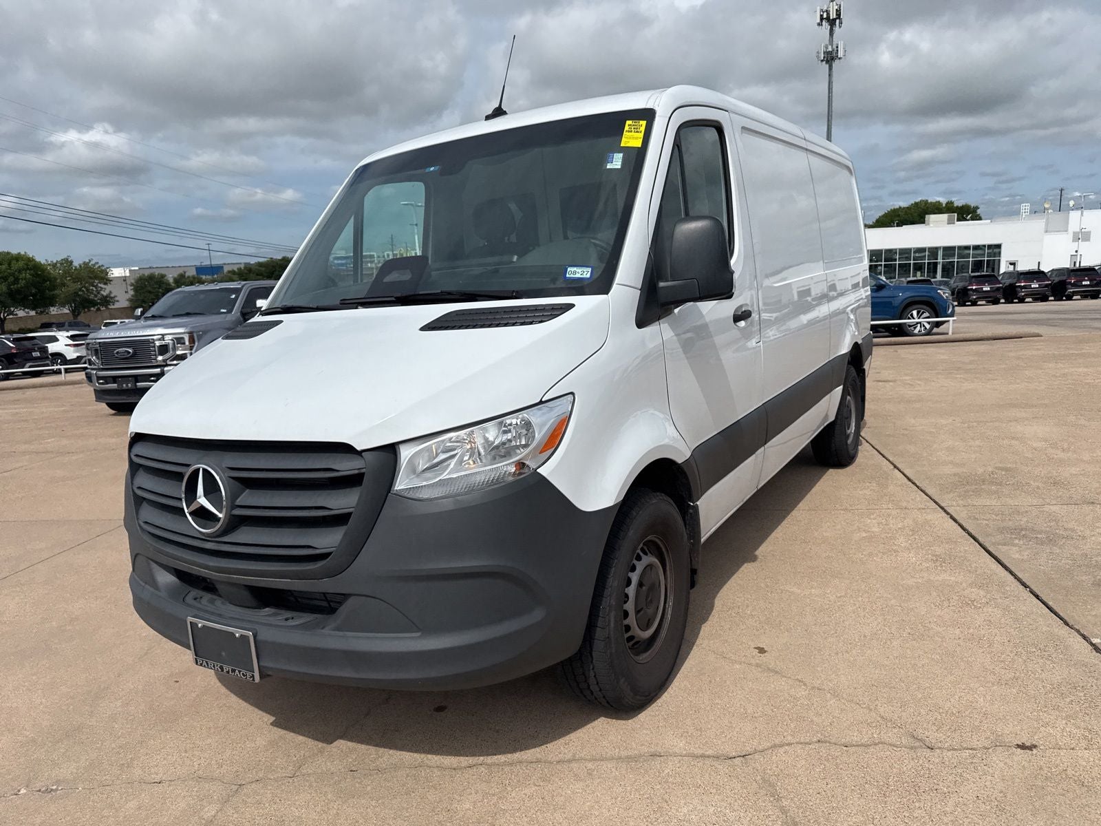 2025 Mercedes-Benz Sprinter 2500 Cargo 144 WB