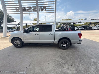 2020 Nissan Titan SV