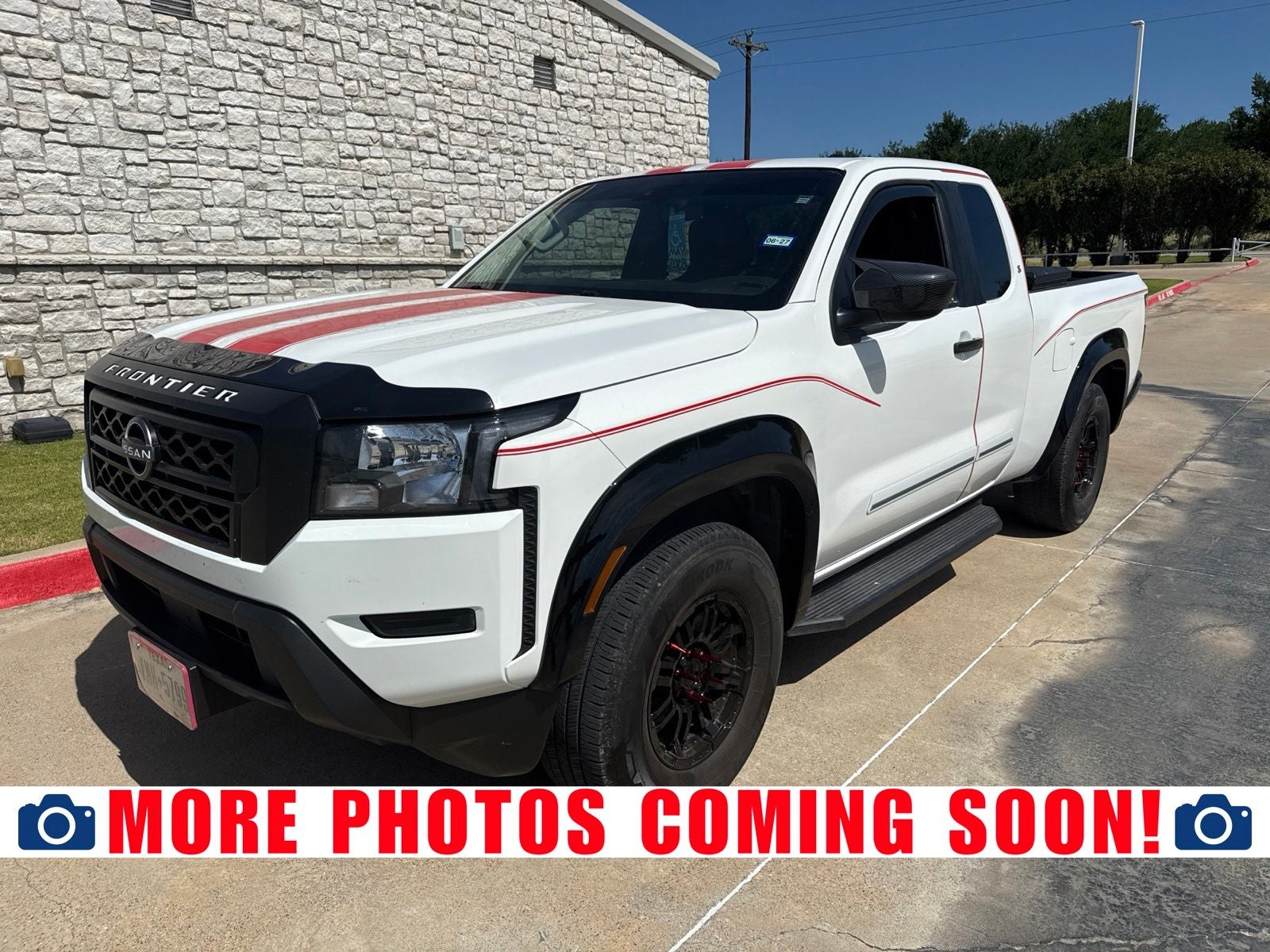 2023 Nissan Frontier S