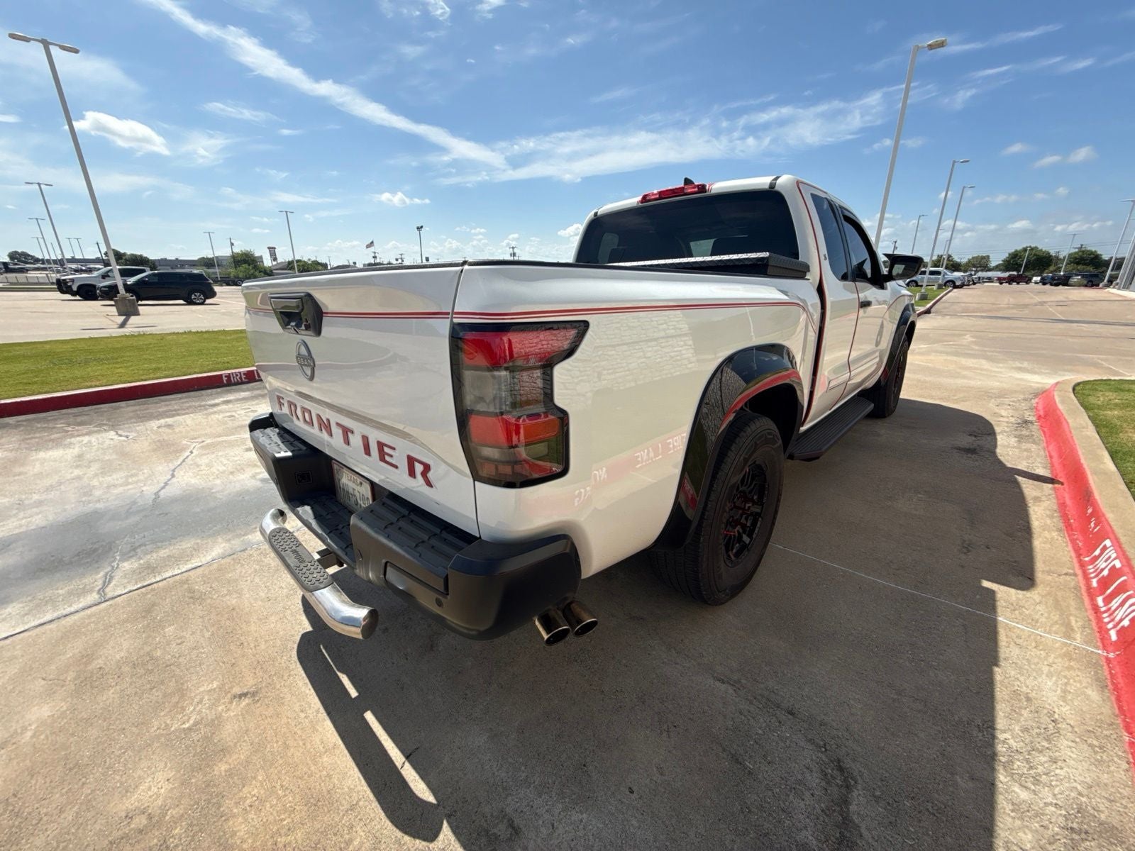2023 Nissan Frontier S