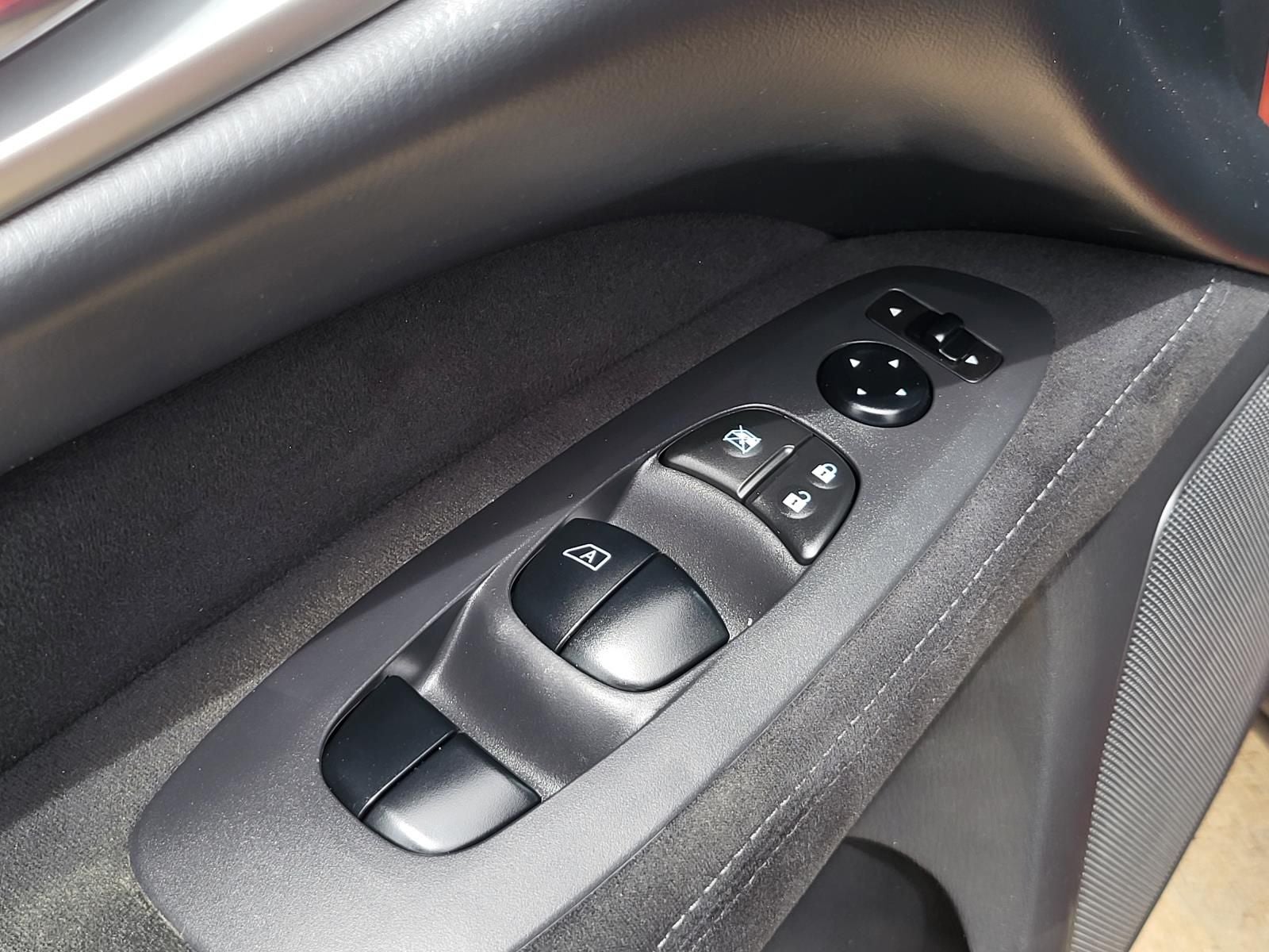 2016 Nissan Pathfinder S
