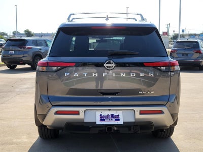 2025 Nissan Pathfinder Platinum
