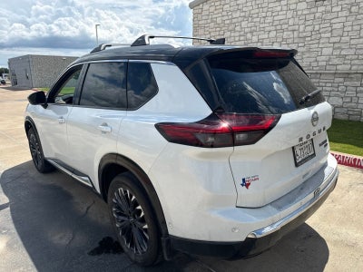 2025 Nissan Rogue Platinum