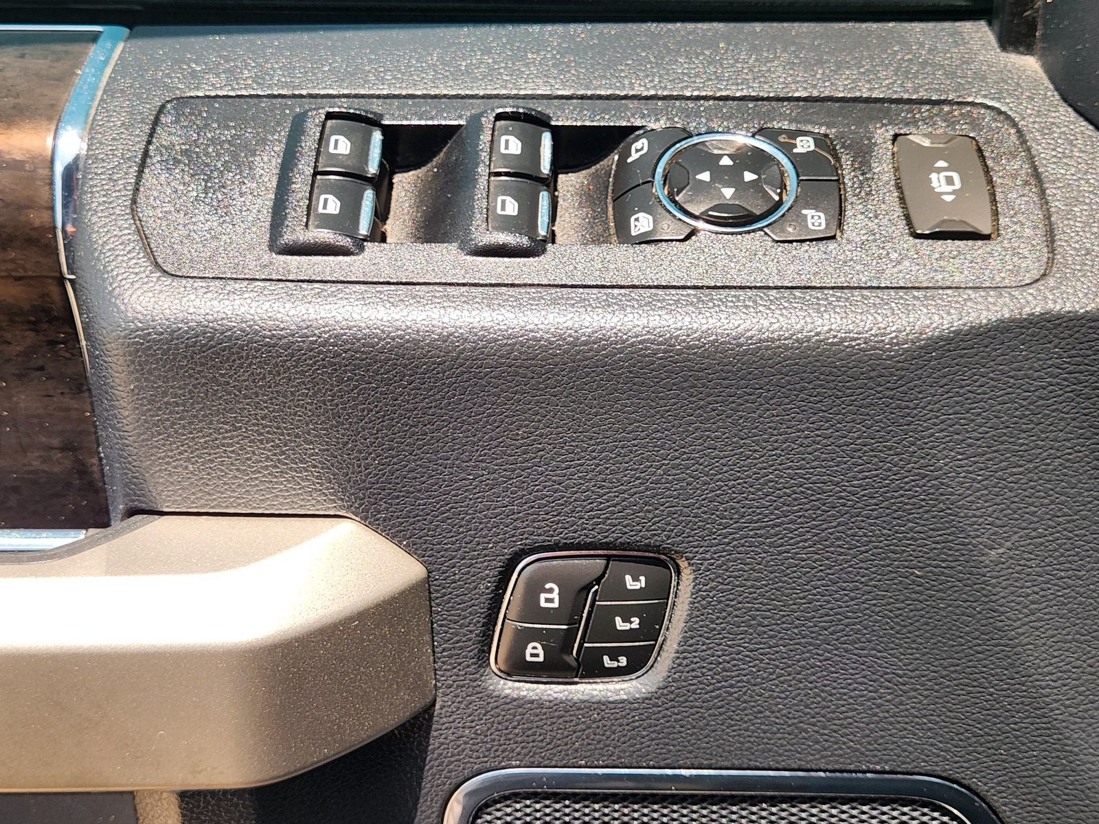2022 Ford F-350SD Lariat DRW