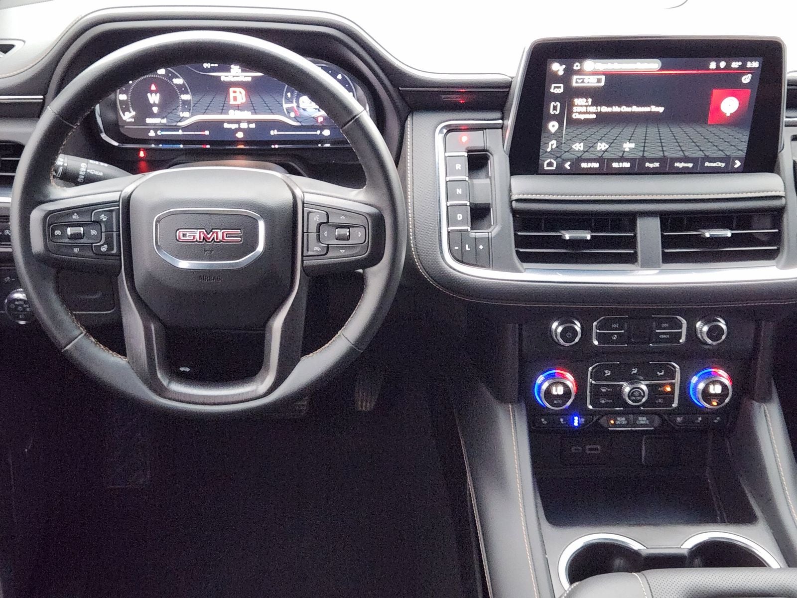 2023 GMC Yukon AT4