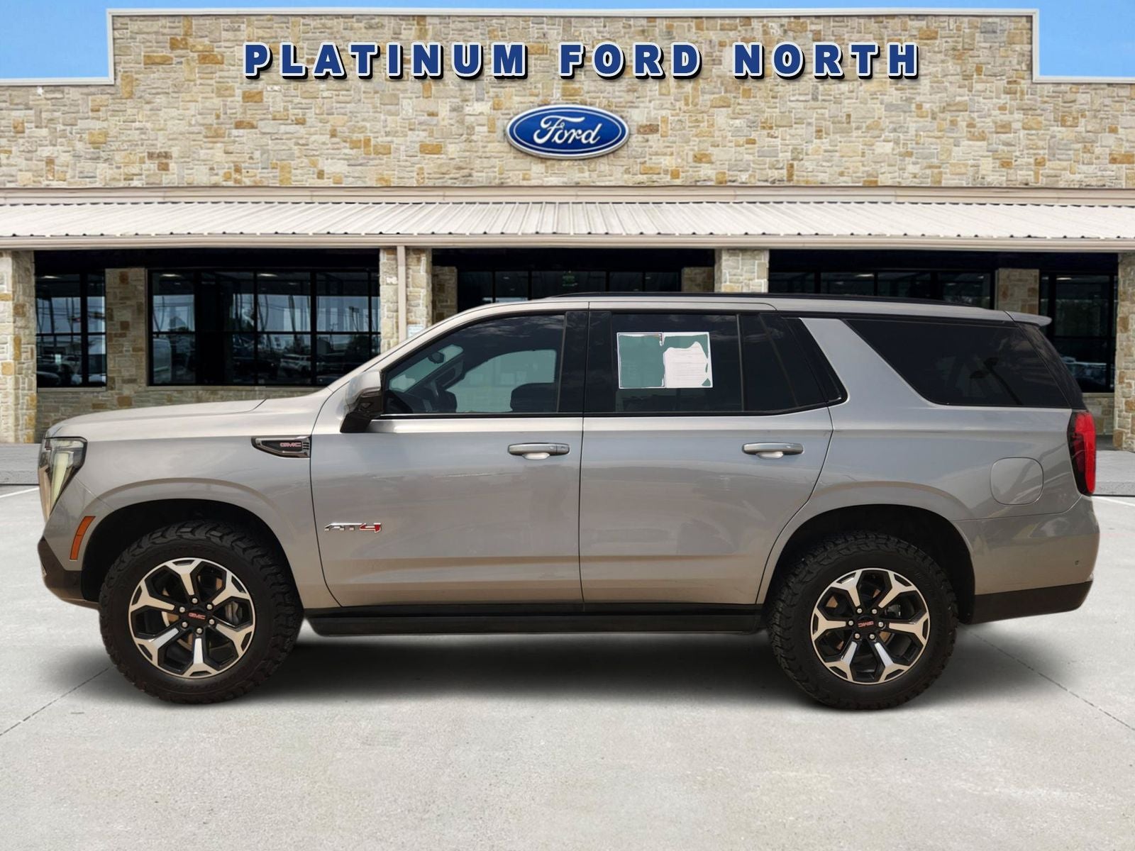 2025 GMC Yukon AT4