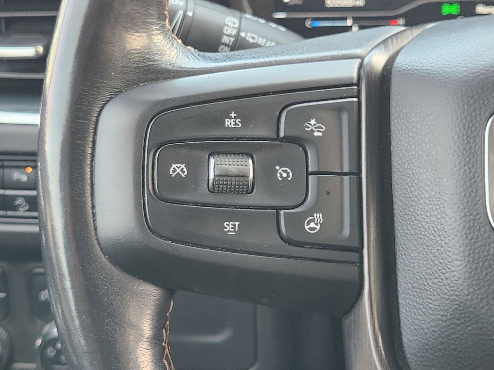2023 GMC Yukon XL AT4