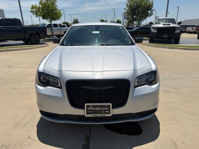 2023 Chrysler 300 Touring