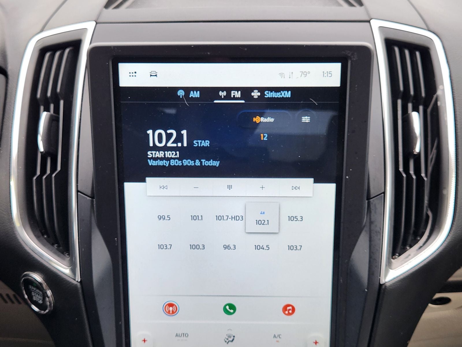 2023 Ford Edge Titanium