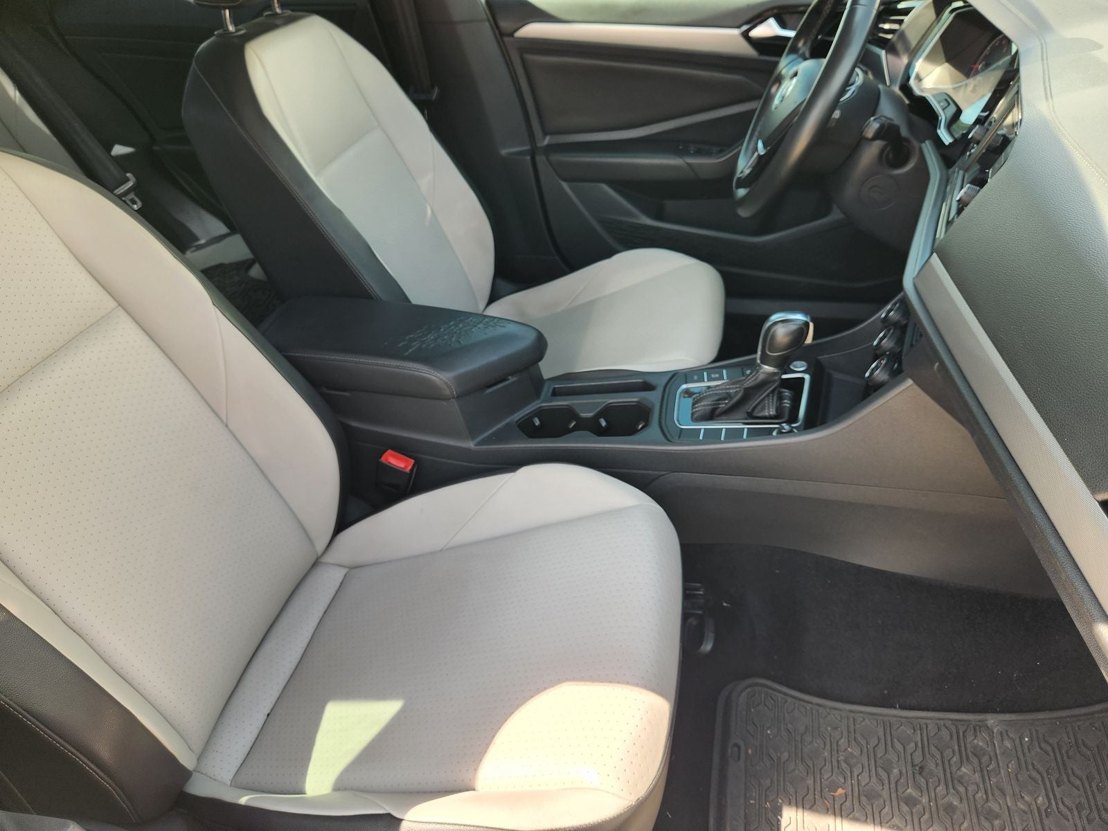 2019 Volkswagen Jetta R-Line
