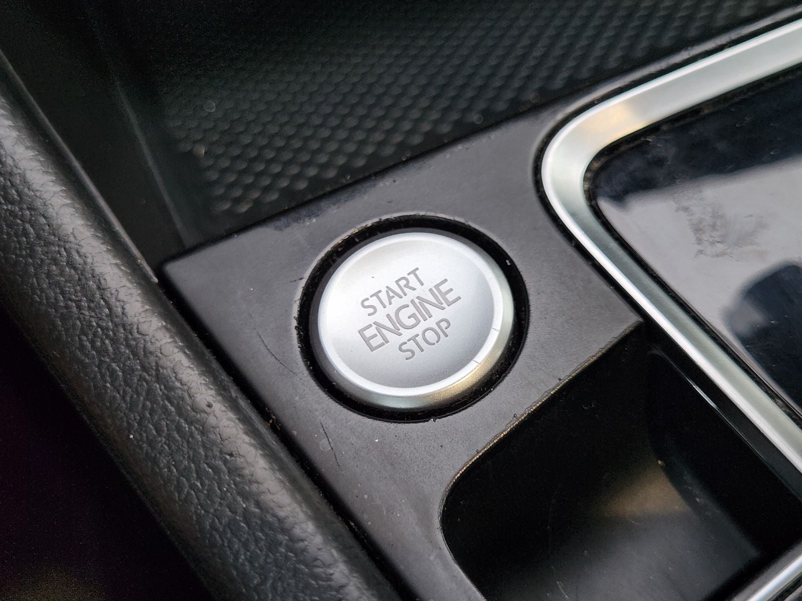 2019 Volkswagen Jetta R-Line