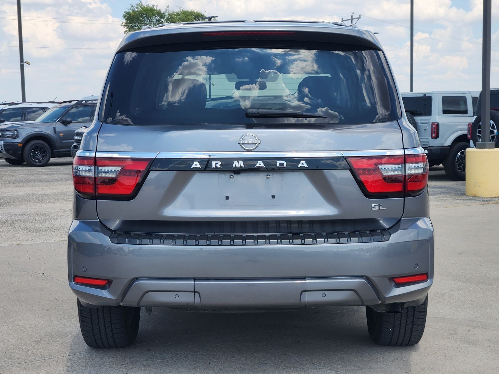 2021 Nissan Armada SL