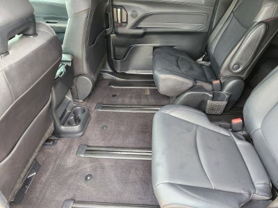 2021 Toyota Sienna XSE 7 Passenger