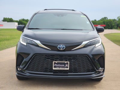 2021 Toyota Sienna XSE 7 Passenger