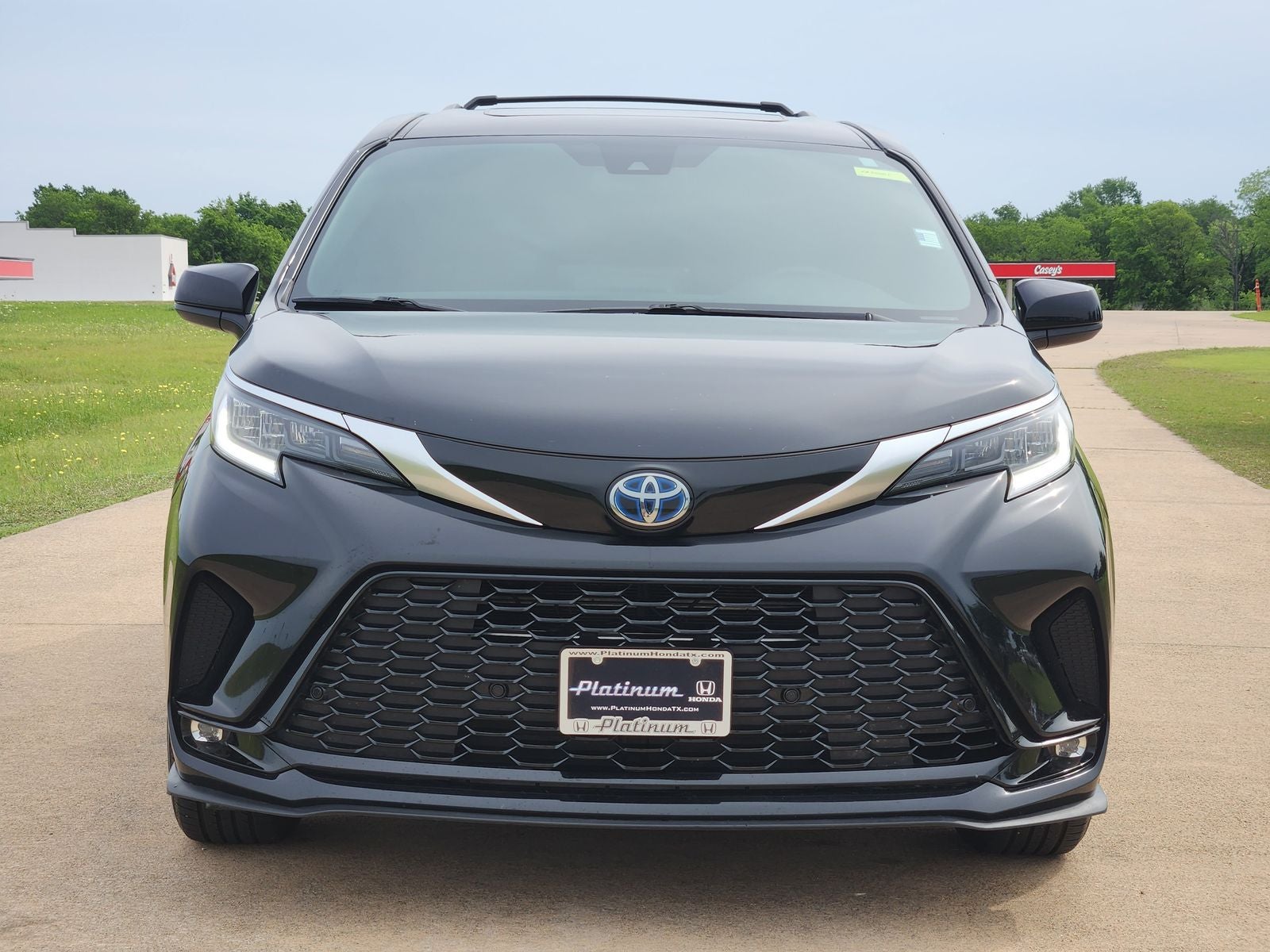 2021 Toyota Sienna XSE 7 Passenger