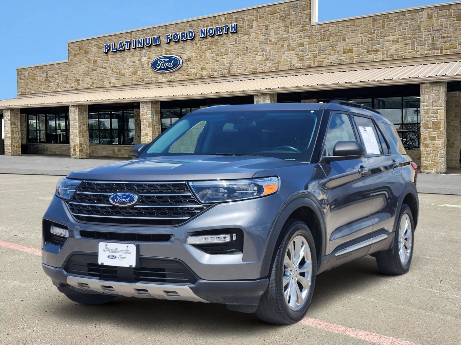2022 Ford Explorer XLT