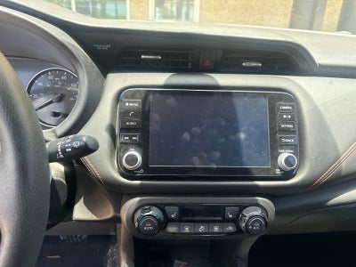 2022 Nissan Kicks SR