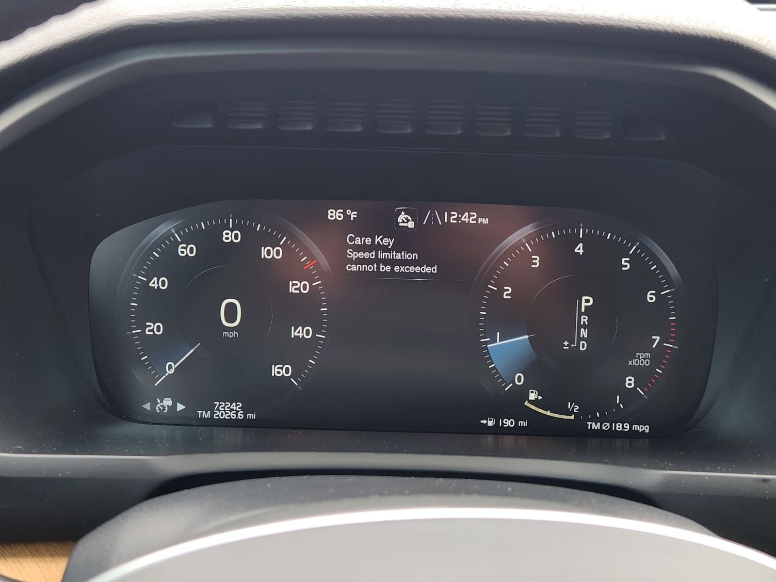 2021 Volvo XC90 T6 Momentum