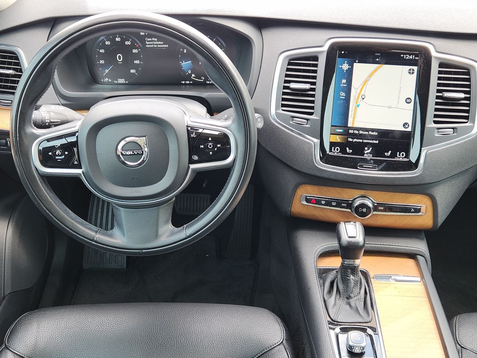 2021 Volvo XC90 T6 Momentum