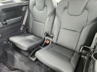 2021 Volvo XC90 T6 Momentum