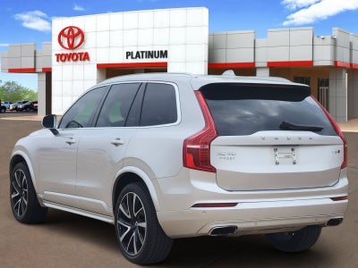 2021 Volvo XC90 T6 Momentum