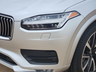 2021 Volvo XC90 T6 Momentum