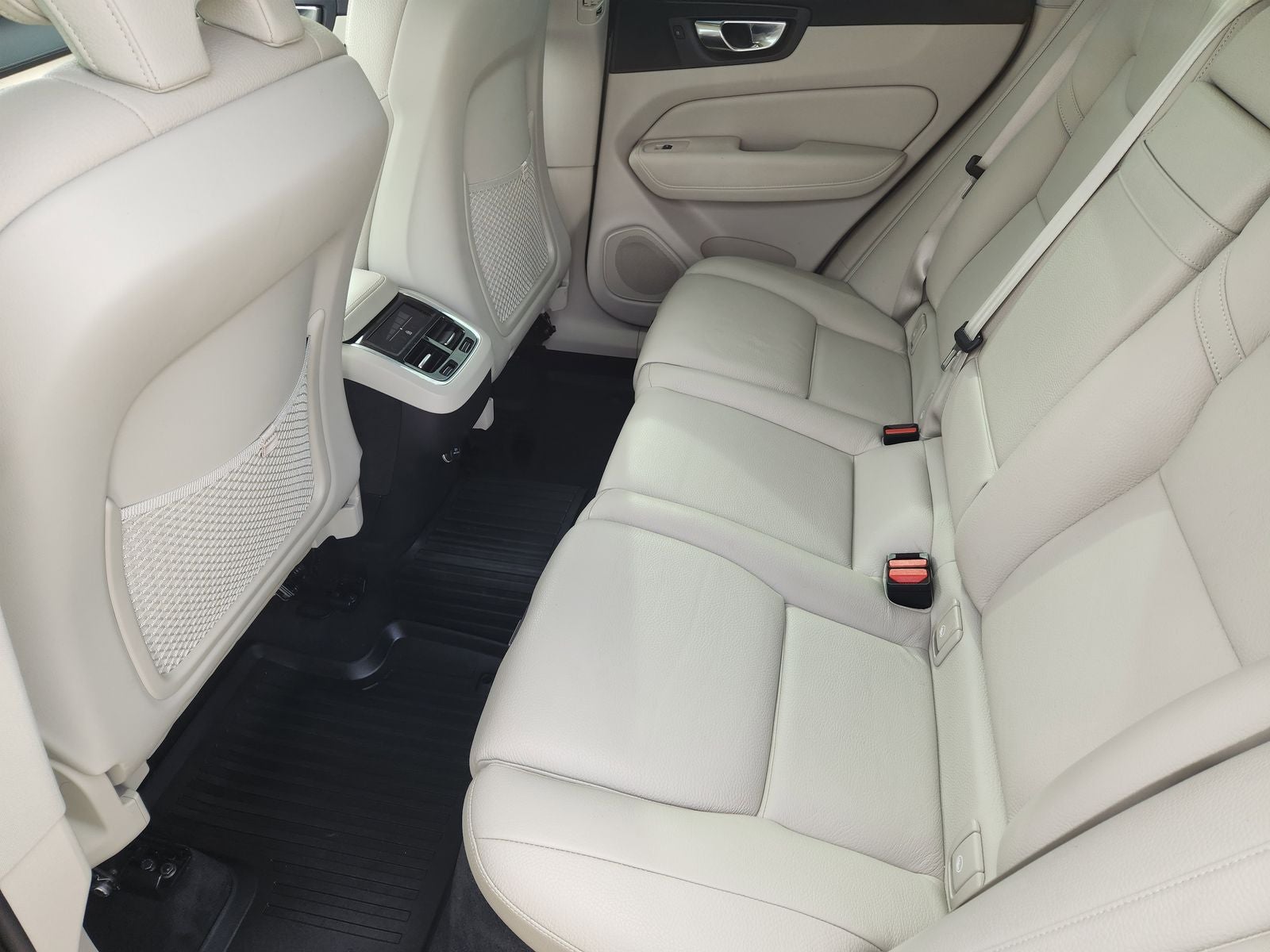 2020 Volvo XC60 T6 Inscription