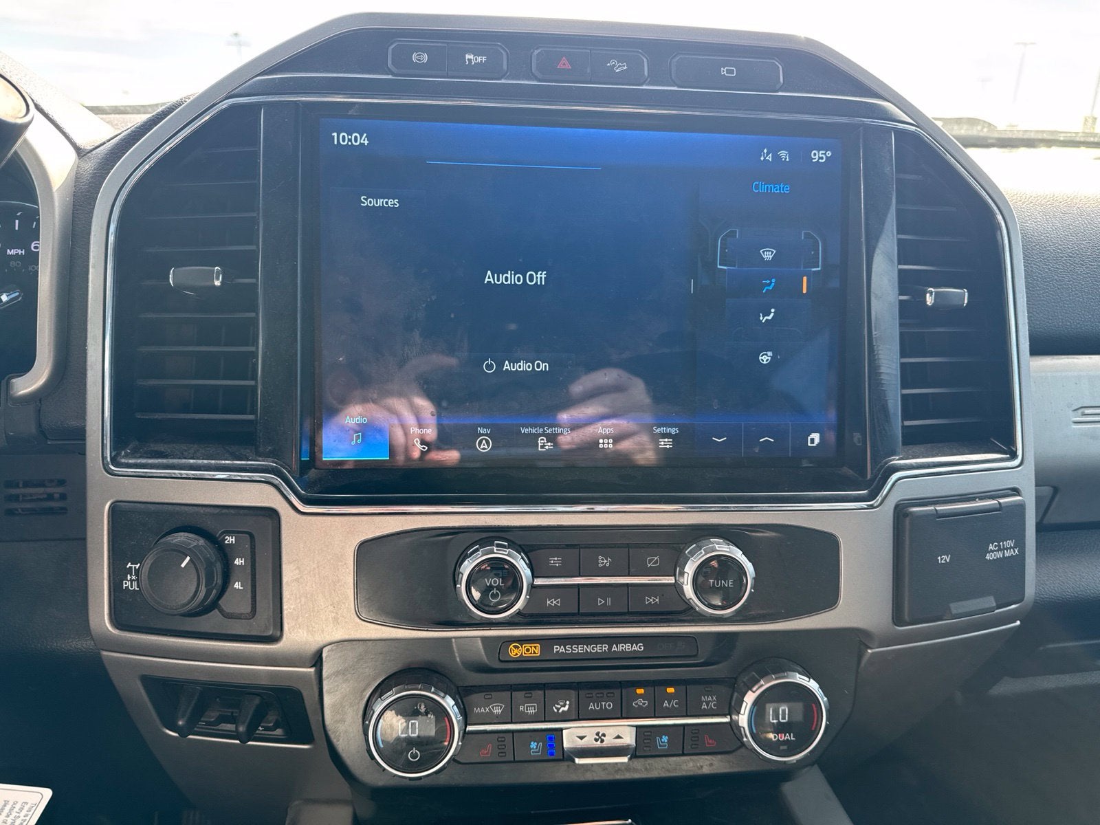 2022 Ford F-350SD Lariat