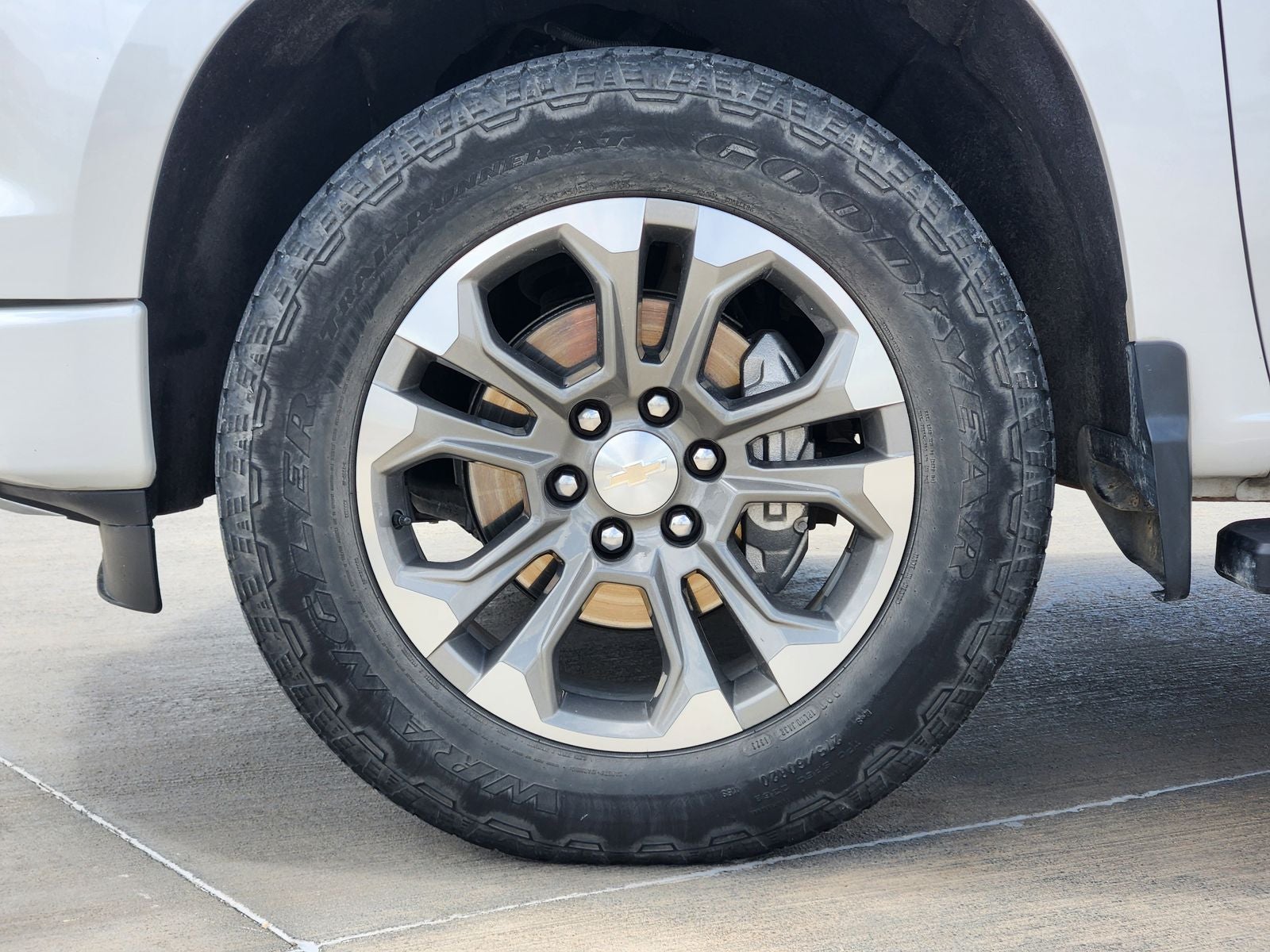 2023 Chevrolet Silverado 1500 High Country