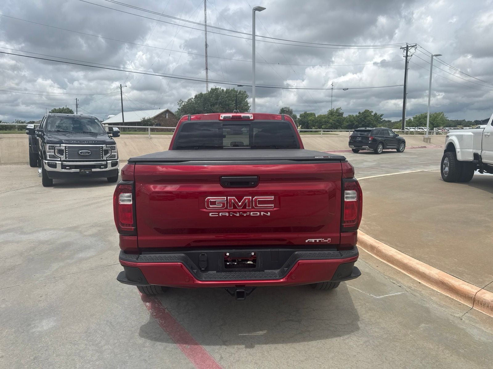 2023 GMC Canyon AT4