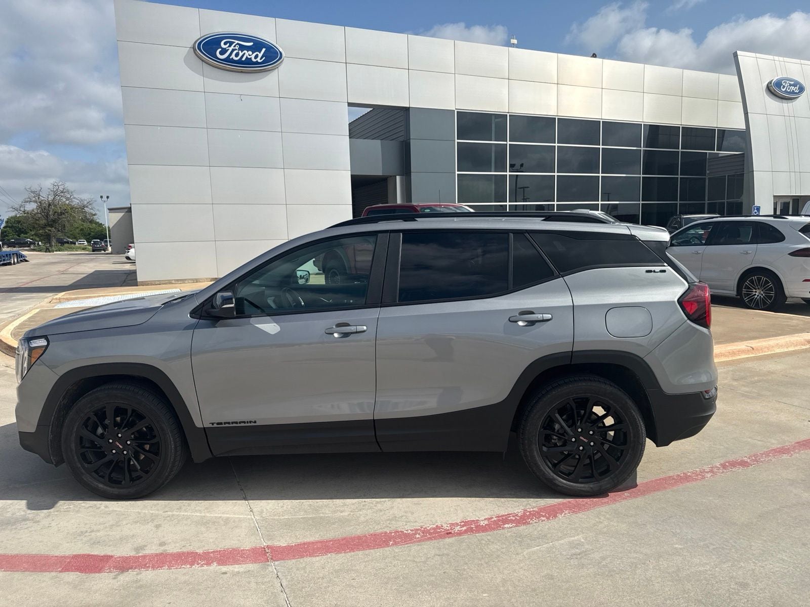 2024 GMC Terrain SLE
