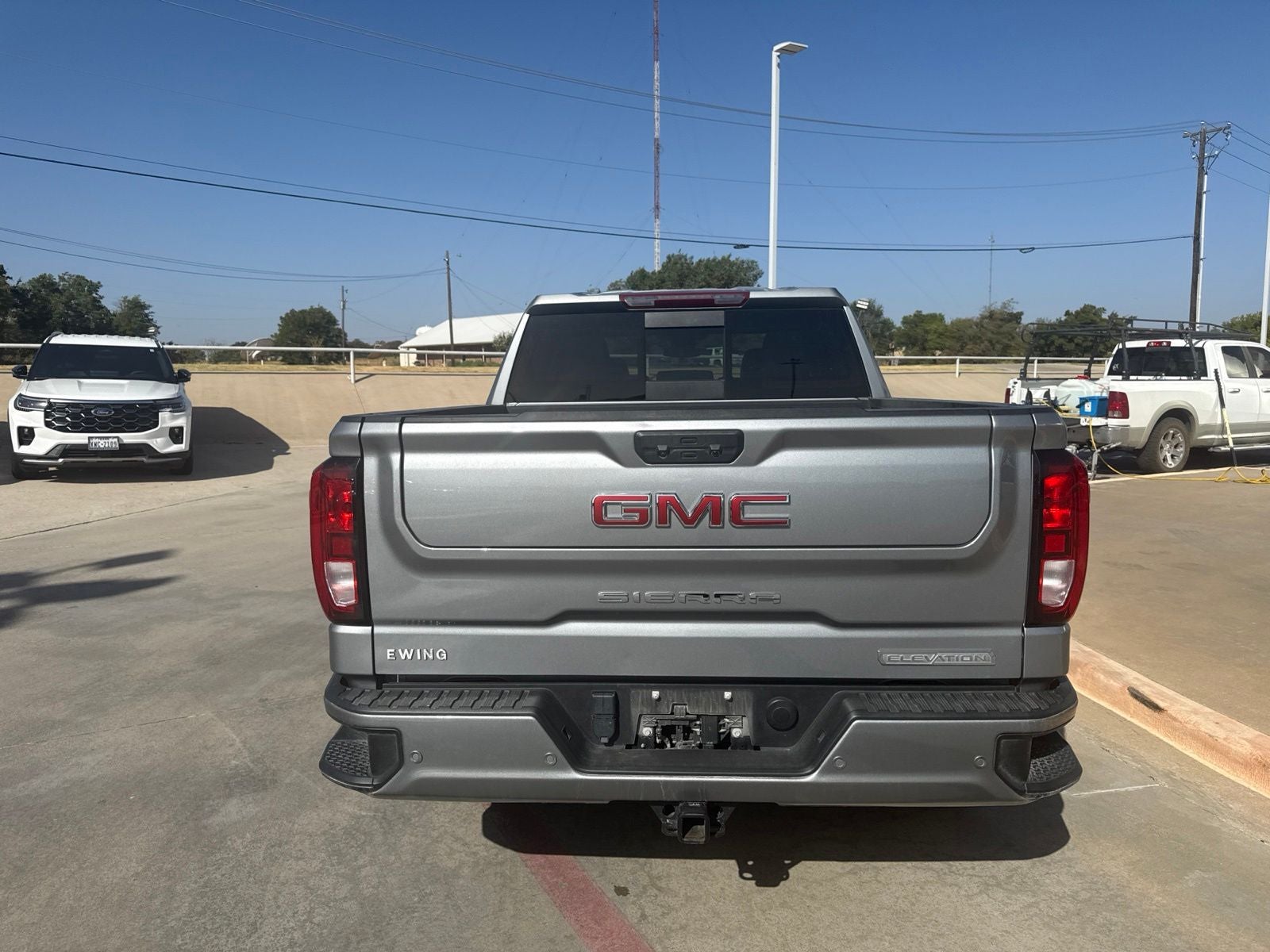 2024 GMC Sierra 1500 Elevation