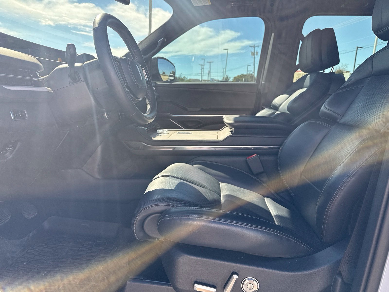 2025 Lincoln Navigator L Reserve