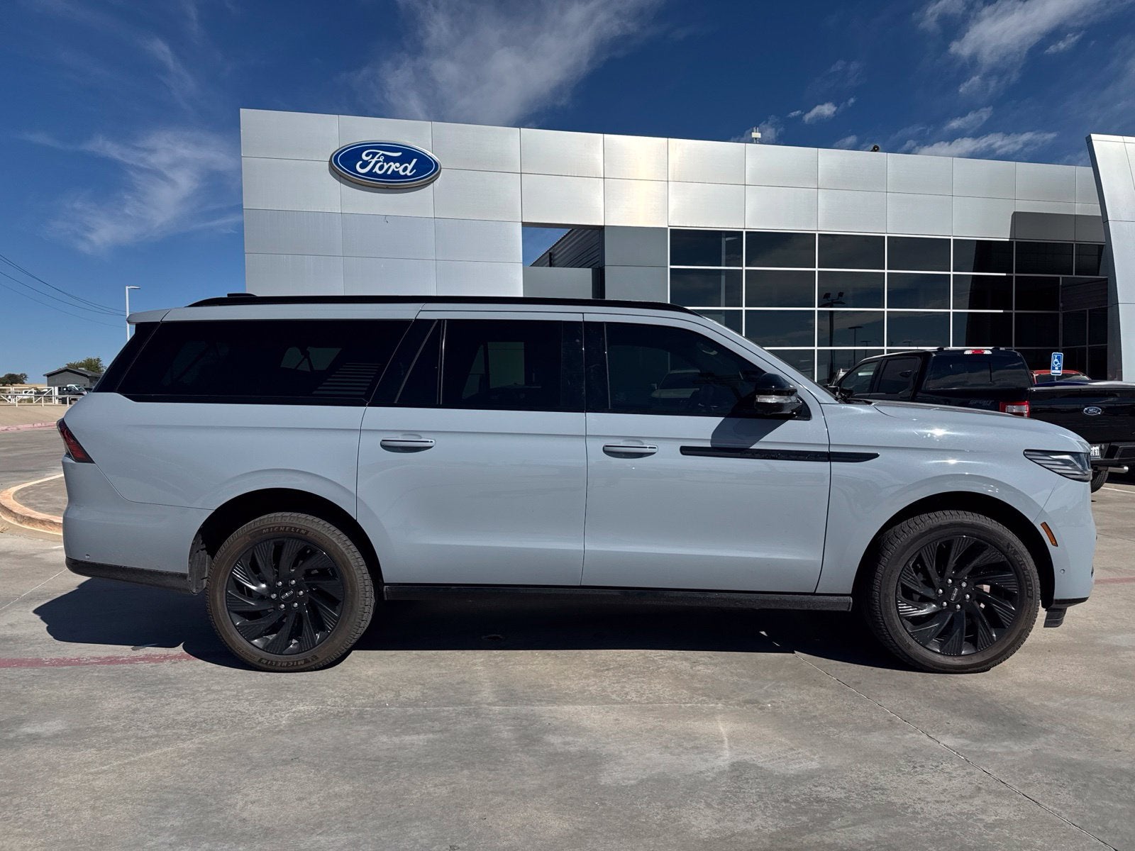 2025 Lincoln Navigator L Reserve