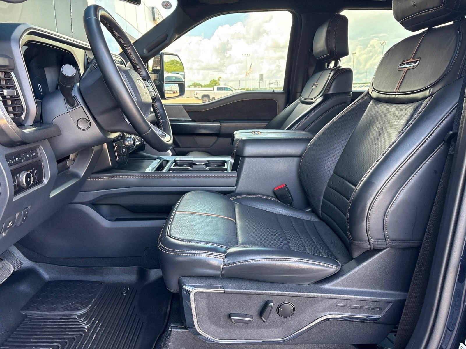 2023 Ford F-250 Platinum
