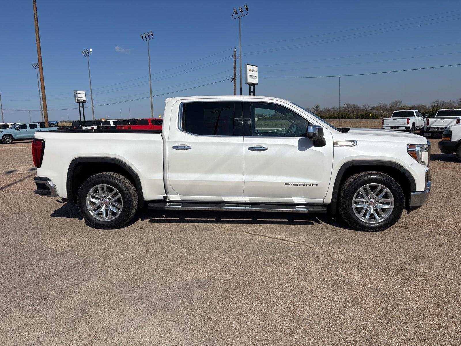 2021 GMC Sierra 1500 SLT