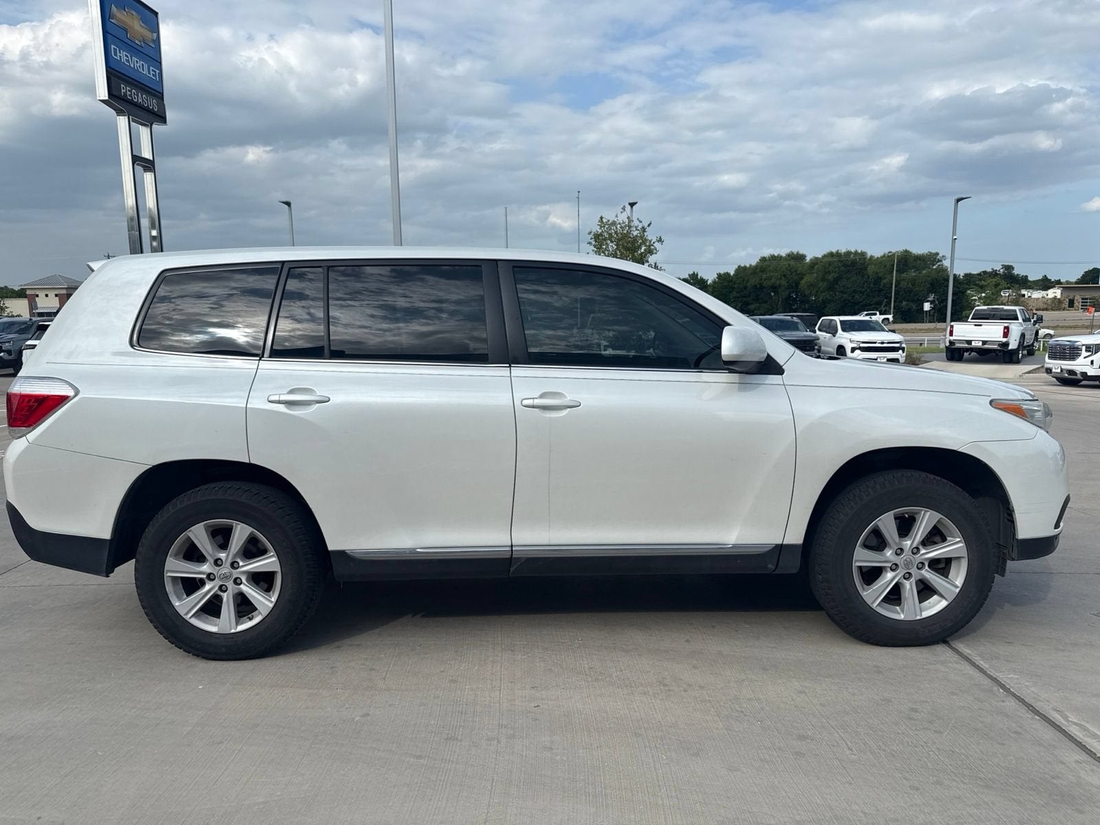 2013 Toyota Highlander Base