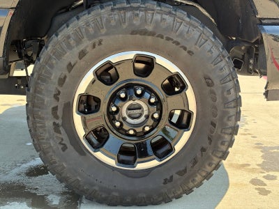 2025 Ford F-250 Platinum