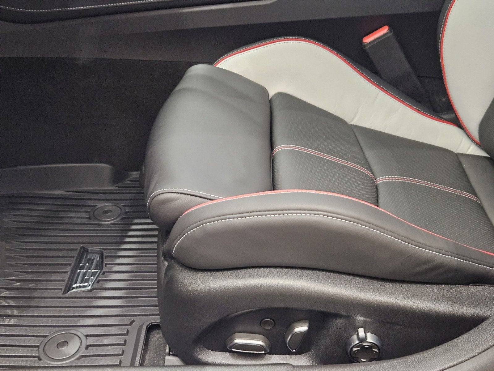 2025 Cadillac CT5-V V-Series Blackwing
