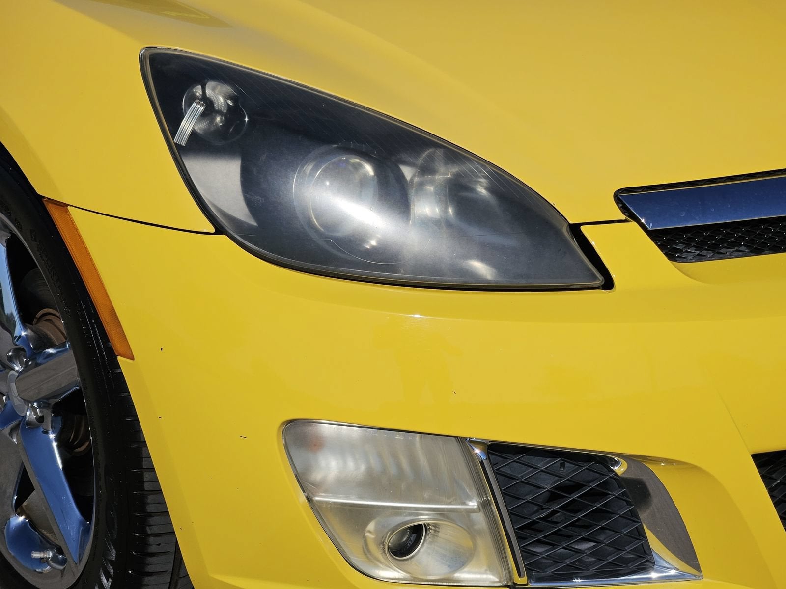 2009 Saturn Sky Red Line