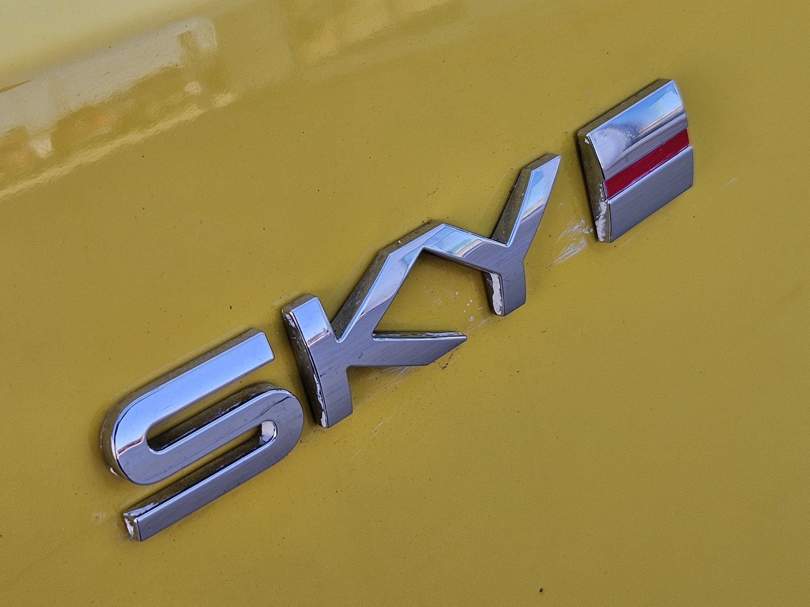 2009 Saturn Sky Red Line