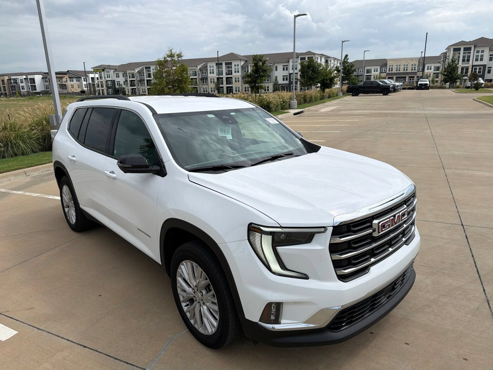 2026 GMC Acadia Elevation