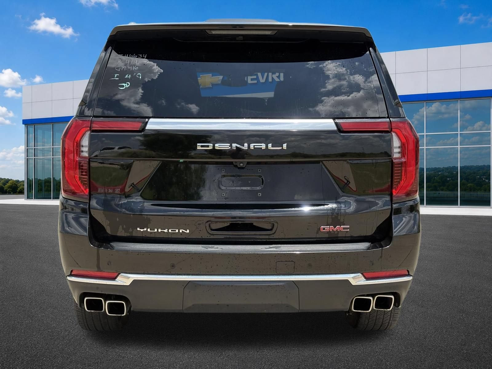 2025 GMC Yukon XL Denali