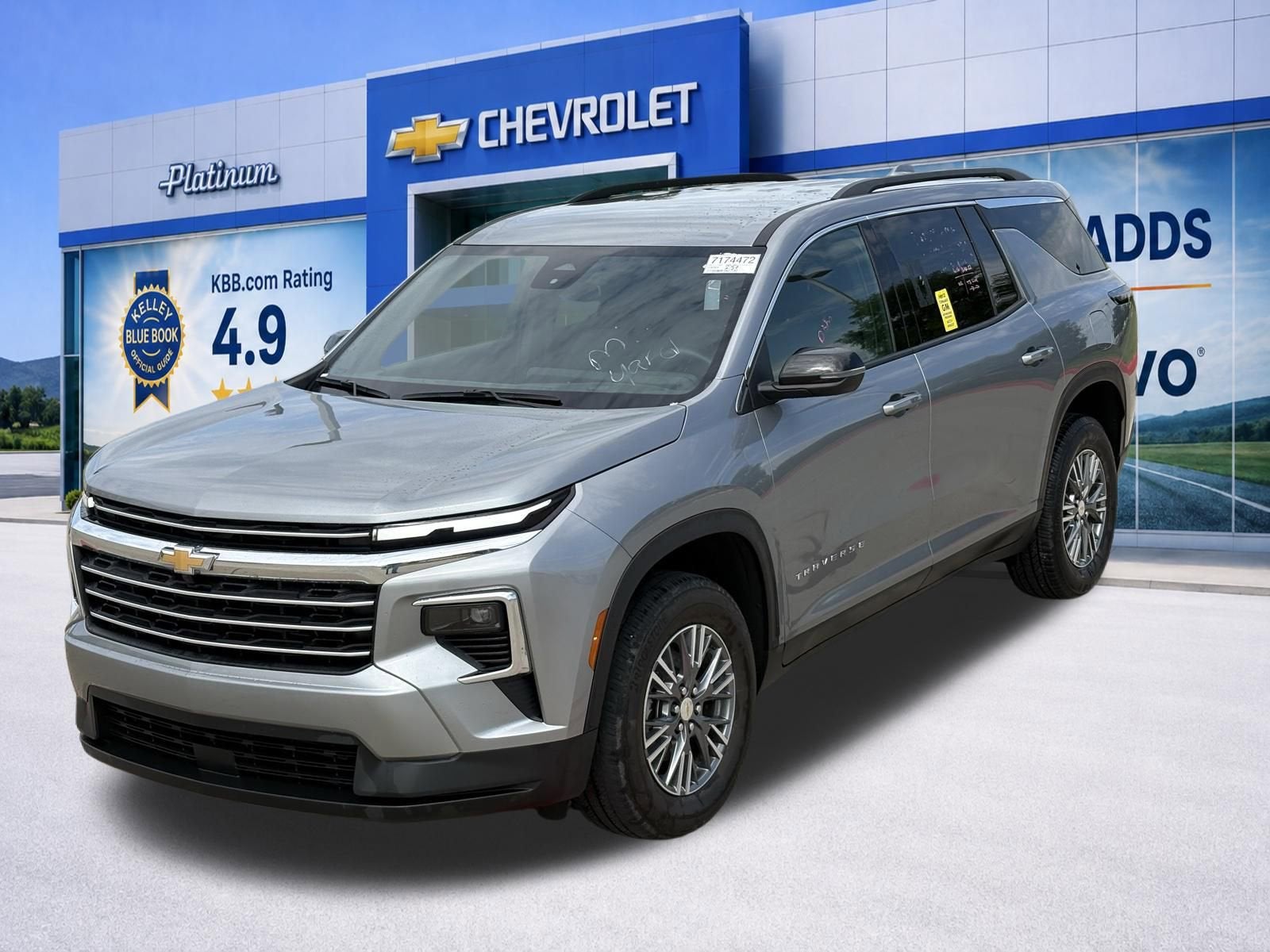 2025 Chevrolet Traverse LT