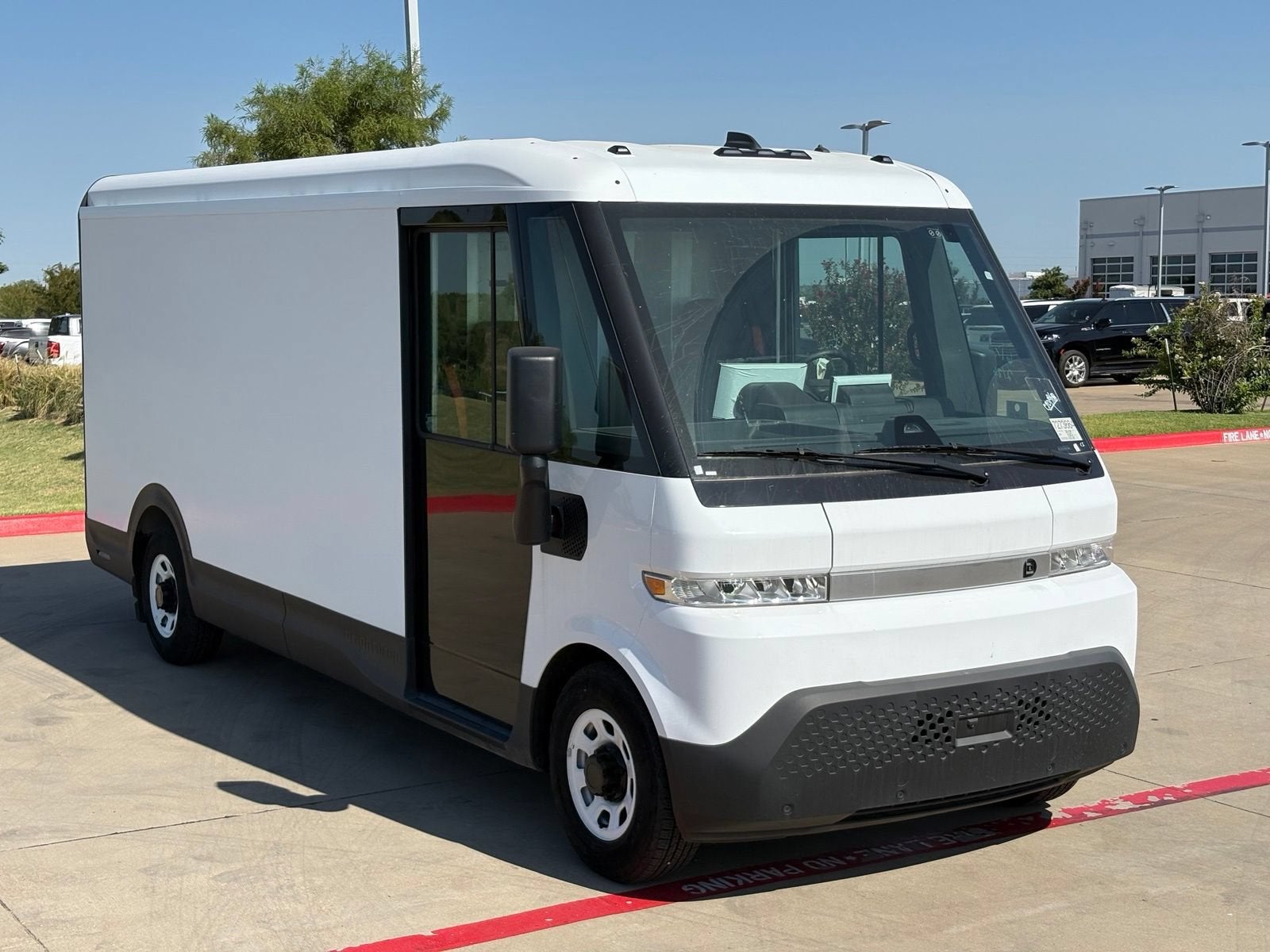 2024 BrightDrop Zevo 600 EJY