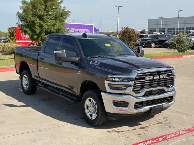 2025 RAM 2500 Tradesman Crew Cab 4x4 6'4" Box