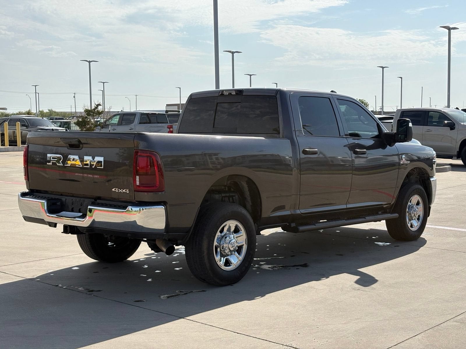 2025 RAM 2500 Tradesman Crew Cab 4x4 6'4" Box