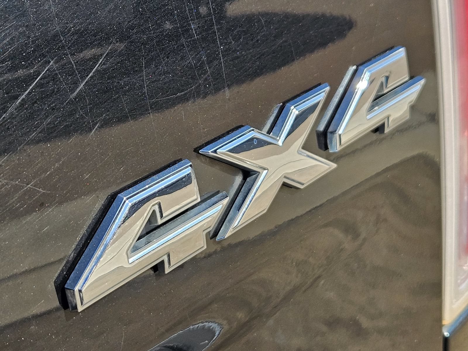 2018 RAM 2500 Laramie Crew Cab 4x4 6'4" Box