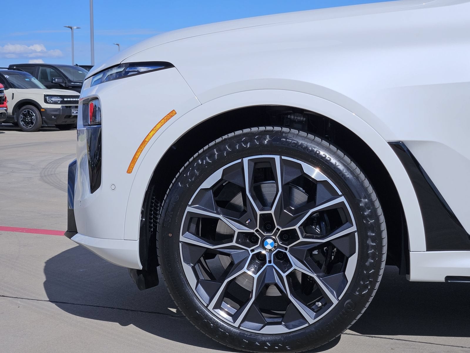 2027 BMW X7 xDrive40i
