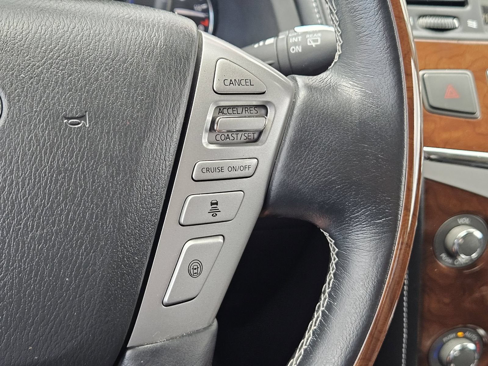 2019 INFINITI QX80 LUXE